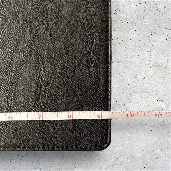 Small Calvin Klein Black Leather Wristlet *NWOT* - Picture 9 of 9